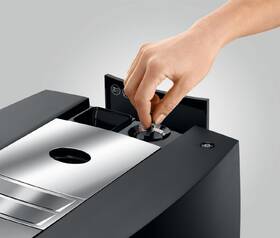 Automatický kávovar Jura J8 Midnight Silver 

 obrázok produktu 8 z 23