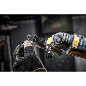 Multibrúska Dewalt DCS356N-XJ (bez batérie) 

 obrázok produktu 3 z 4