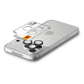 Tvrdené sklo Spigen tR EZ Fit Optik Pro na Apple iPhone 18 Pro Max/18 Pro (2 ks) čierne

 obrázok produktu 3 z 5