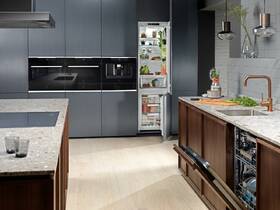 Indukčná varná doska Electrolux EIS8648 čierna

 obrázok produktu 24 z 26