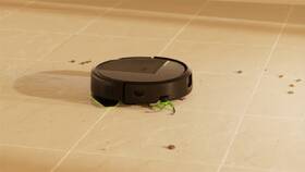 Robotický vysávač iRobot 115 Combo + Charge dock čierny

 obrázok produktu 16 z 18