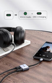 Redukcia UGREEN USB-C/USB-C PD + 3.5mm Jack sivá

 obrázok produktu 6 z 12