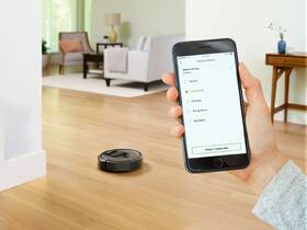 Robotický vysávač iRobot Roomba i7+ 

 obrázok produktu 16 z 43