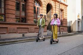Elektrická kolobežka Segway E2 Plus E II 

 obrázok produktu 11 z 20