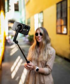 Selfie tyč FIXED MagSnap s tripodom a bezdrôtovou spúšťou čierna

 obrázok produktu 10 z 13