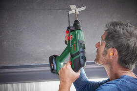 Kladivo Bosch UniversalHammer 18V (s batériou) 

 obrázok produktu 3 z 9