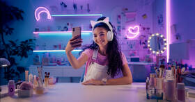Headset Razer Kraken Kitty V3 Pro biely

 obrázok produktu 12 z 14