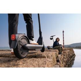 Elektrická kolobežka Segway E2 Pro E čierna

 obrázok produktu 27 z 35
