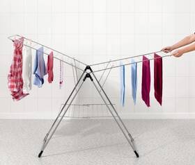 Sušiak na bielizeň Brabantia T model 

 obrázok produktu 1 z 11