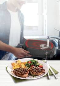 Panvica grilovacia Tefal B5674053, 26 x 26 cm 

 obrázok produktu 4 z 13