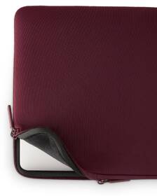 Puzdro na notebook Pipetto Classic Fit Sleeve Burgundy - MacBook Neo 13 vínovej

 obrázok produktu 6 z 14