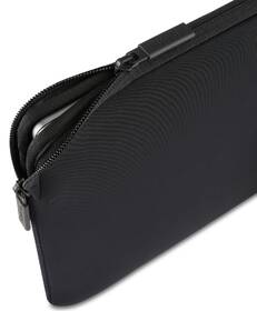 Puzdro na notebook Pipetto Classic Fit Sleeve Black - MacBook Neo 13 čierne

 obrázok produktu 9 z 14