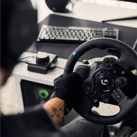 Adaptér Logitech G Racing Adapter čierna

 obrázok produktu 5 z 5