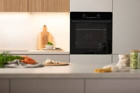 Rúra Gorenje BO6735E02BKOT čierna

 obrázok produktu 9 z 10