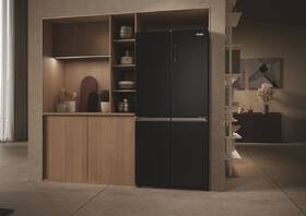 Americká chladnička Haier HCR3818ENPT čierna

 obrázok produktu 19 z 22