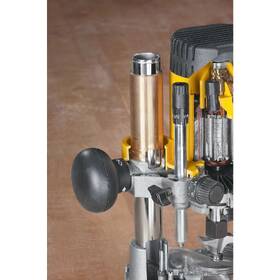 Fréza horná Dewalt DW621KT 1 100W 

 obrázok produktu 10 z 10