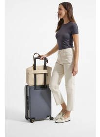 Taška tomtoc Versatile - T23 Laptop Tote Bag S khaki

 obrázok produktu 19 z 19