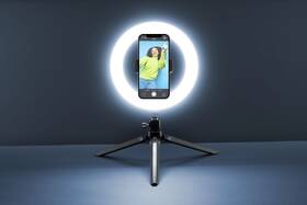 Svetlo CellularLine Selfie Ring s LED osvetlením pre selfie fotky a videá čierne

 obrázok produktu 4 z 8