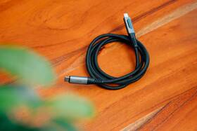 Kábel Verbatim Sync & Charge s displejem USB-C/USB-C 100W 1,2m čierny

 obrázok produktu 3 z 4