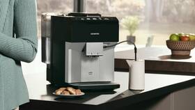 Automatický kávovar Siemens TP515R01 čierny/nerez

 obrázok produktu 2 z 20