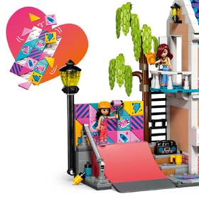 Stavebnica LEGO® Friends 42687 Liann a jej rodinný dom 

 obrázok produktu 2 z 9