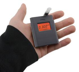 Alkoholtestér Compass Black 1902 

 obrázok produktu 2 z 5