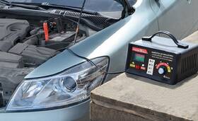 Nabíjačka autobatérií Compass s funkcí STARTER 55A 

 obrázok produktu 2 z 4