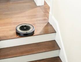 Robotický vysávač iRobot Roomba e5 (grey 5152) 

 obrázok produktu 10 z 23
