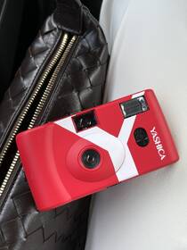 Analógový fotoaparát Yashica MF-1 Snapshot Art Camera červený

 obrázok produktu 5 z 7