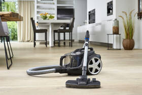 Podlahový vysávač Philips FC9747/09 čierny

 obrázok produktu 8 z 8