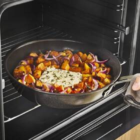 Panvica WOK Tefal G2151902, 28 cm čierna

 obrázok produktu 2 z 7
