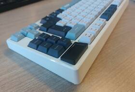 Klávesnica MSI FORGE GK600 TKL Wireless, CZ/SK sivá

 obrázok produktu 8 z 8