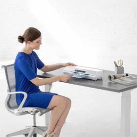 Laminátor Fellowes Amaris A3 biely

 obrázok produktu 3 z 3