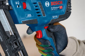 Klincovačka Bosch Professional GNH 18V-64-2 (bez baterie) 

 obrázok produktu 4 z 9