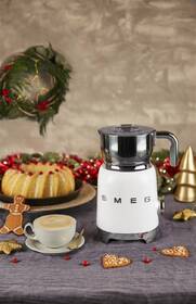 Napeňovač mlieka Smeg MFF11WHEU biely

 obrázok produktu 7 z 7