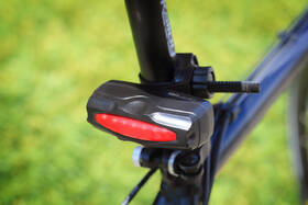 GPS lokátor Helmer LK 514 pro sledování bicyklů 

 obrázok produktu 2 z 3