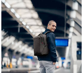 Batoh na notebook Wenger MX Eco Professional 16" sivý

 obrázok produktu 11 z 12