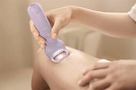 Epilátor Philips BRE728/00 fialový

 obrázok produktu 6 z 15