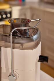 Odšťavovač RUSSELL HOBBS Juice Luxe Stone 28770-56 béžový

 obrázok produktu 3 z 21