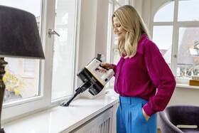 Tyčový vysávač Kärcher VC 7 Cordless biely

 obrázok produktu 4 z 6
