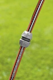 Spojka Gardena 13 mm (1/2") - 15 mm (5/8") 

 obrázok produktu 2 z 3