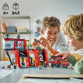 Stavebnica LEGO® City 60414 Hasičská stanice s hasičským vozem 

 obrázok produktu 5 z 9