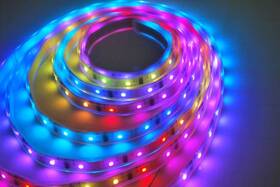 LED pásik Solight RGB, 3m, sada s 12V adaptérom a diaľk. ovládačom, 7,2W/m, IP20 

 obrázok produktu 2 z 3