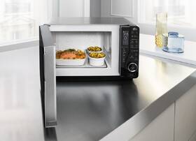 Mikrovlnná rúra Whirlpool MWF 421 SL čierna/strieborná

 obrázok produktu 5 z 6