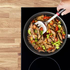Hrniec s pokrievkou Tefal G3214602, 24 cm čierny

 obrázok produktu 6 z 8