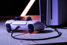 Kábel Trust GXT 226 Play & Charge pre PS5, 3m 

 obrázok produktu 6 z 7