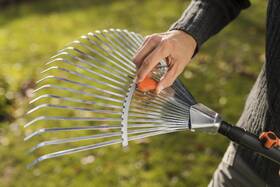 Hrable Gardena Combisystem strieborné

 obrázok produktu 2 z 4