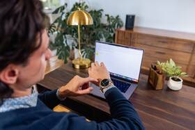 Inteligentné hodinky Amazfit Balance sivé

 obrázok produktu 6 z 6