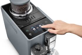Automatický kávovar De'Longhi EXAM 440.55.G sivý

 obrázok produktu 3 z 17
