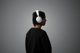 Headset SteelSeries Arctis Nova 3 WL biely

 obrázok produktu 9 z 18